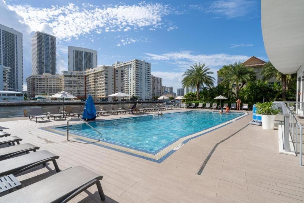 Miami Beach Studio Amazing Views 405B 할렌데일비치 외부 사진